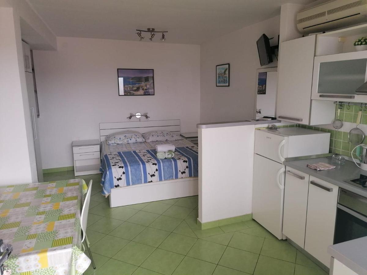 ילסה Apartments Piko2 מראה חיצוני תמונה